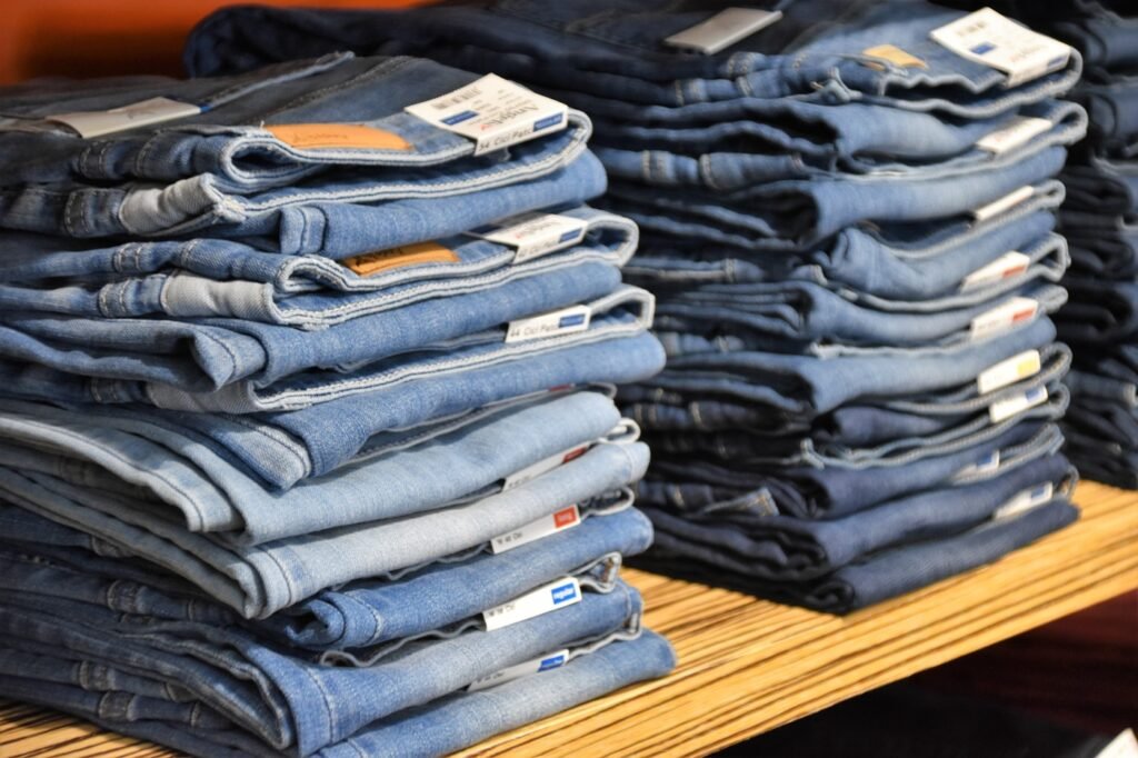 Weekend Utility Short